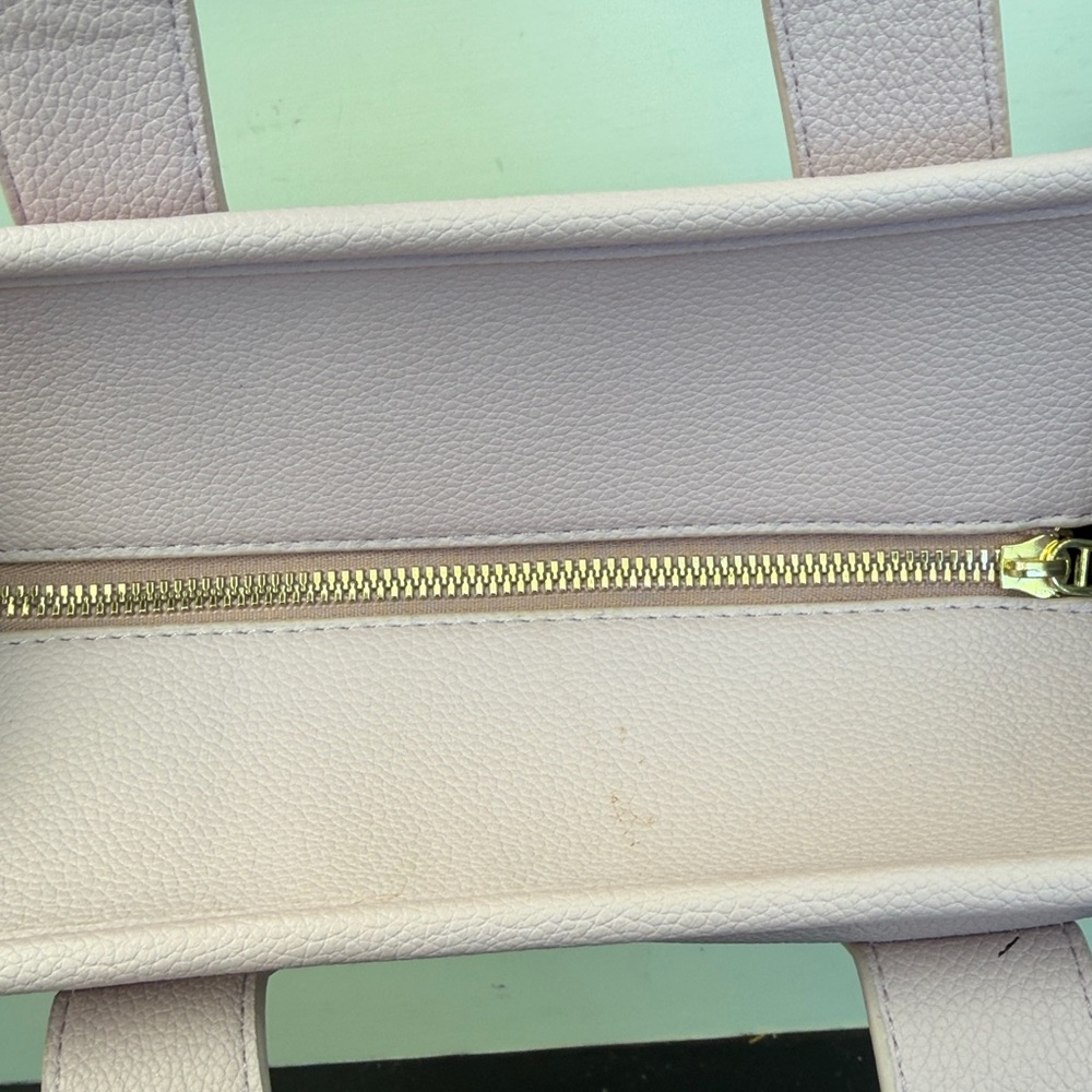 Marc Jacobs Lilac Canvas Tote with White Logo - Picture 8 of 12